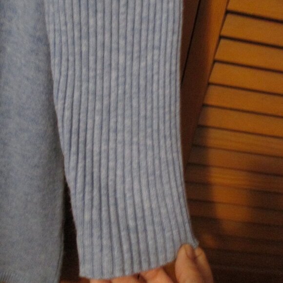 Michel Studio sweater V neck soft lightweight light blue tunic size 3x - Picture 3 of 7
